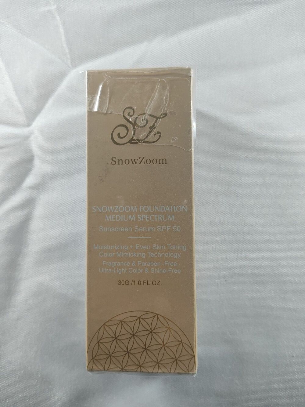 Snowzoom Foundation Medium Spectrum Skin Color Light Exp 8/27